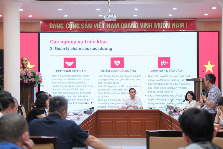 Khẩn trương triển khai chuyển đổi số, làm giàu, làm sạch, chuẩn hoá dữ liệu cơ sở trợ giúp xã hội và người làm công tác xã hội- Ảnh 1.