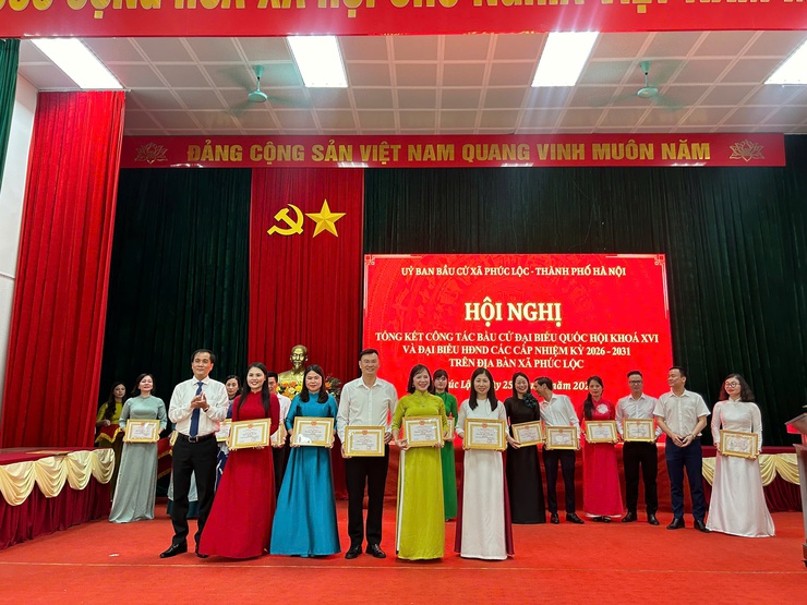 Phúc Lộc: Tổng kết công tác bầu cử đại biểu Quốc hội khóa XVI và đại biểu HĐND các cấp, nhiệm kỳ 2026-2031- Ảnh 11.