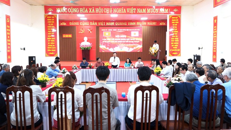 ĐOÀN CÔNG TÁC ĐẠI HỌC KYOTO SANGYO (NHẬT BẢN) KHẢO SÁT MÔ HÌNH CHĂM SÓC NGƯỜI CAO TUỔI TẠI XÃ DÂN HÒA- Ảnh 8.