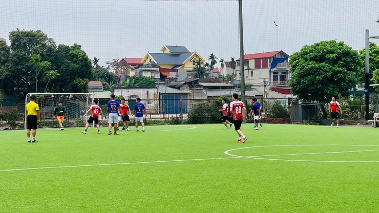 Chi đoàn Công an xã Phúc Thọ giao lưu bóng đá cùng Chi đoàn liên cơ quan Đảng ủy – UBND xã chào mừng 95 năm Ngày thành lập Đoàn TNCS Hồ Chí Minh- Ảnh 7.