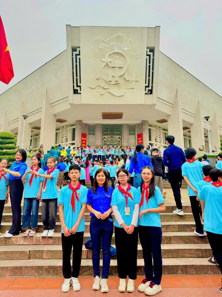 CÔ GIÁO ĐỖ THỊ THUÝ – NGƯỜI "TRUYỀN LỬA" NHIỆT HUYẾT, DÀNH TRỌN TÂM HUYẾT VÌ THẾ HỆ TRẺ QUÊ HƯƠNG DÂN HOÀ- Ảnh 5.