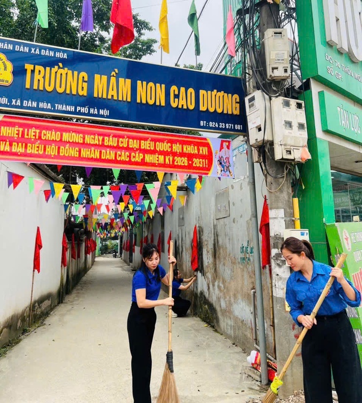 VỮNG CHUYÊN MÔN – SÁNG PHONG TRÀO: DẤU ẤN CỦA CÔ GIÁO, BÍ THƯ ĐOÀN NGUYỄN THỊ BÍCH NGỌC- Ảnh 5.