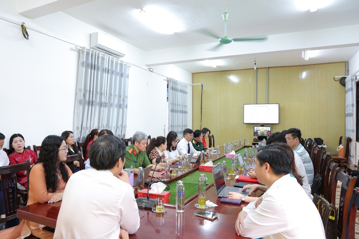 Xã Phú Nghĩa dự hội nghị quán triệt Nghị quyết số 02-NQ/TW ngày 17-3-2026 của Bộ Chính trị về "Xây dựng và phát triển Thủ đô Hà Nội trong kỷ nguyên mới”- Ảnh 5.