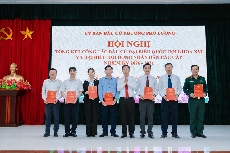 Phường Phú Lương tổ chức Hội nghị tổng kết công tác tổ chức cuộc bầu cử đại biểu Quốc hội khóa XVI và đại biểu HĐND các cấp, nhiệm kỳ 2026-2031- Ảnh 5.