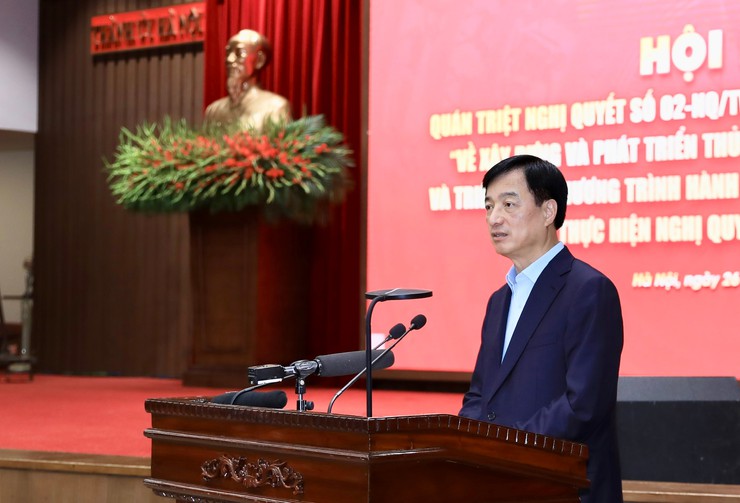 Hơn 200 đại biểu xã Hòa Lạc dự hội nghị trực tuyến quán triệt Nghị quyết số 02 của Bộ Chính trị- Ảnh 6.