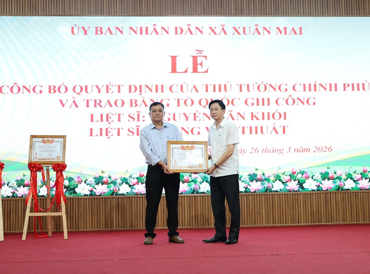 Xuân Mai: Trao Bằng “Tổ quốc ghi công” cho 2 liệt sĩ hy sinh trong kháng chiến chống Pháp- Ảnh 2.