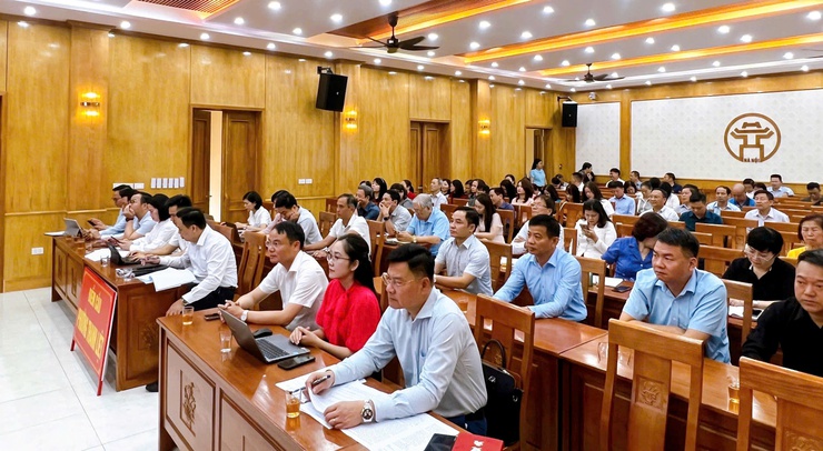 Thanh Liệt dự hội nghị trực tuyến triển khai Chương trình hành động thực hiện Nghị quyết số 02 của Bộ Chính trị về "Xây dựng và phát triển Thủ đô Hà Nội trong kỷ nguyên mới"- Ảnh 3.