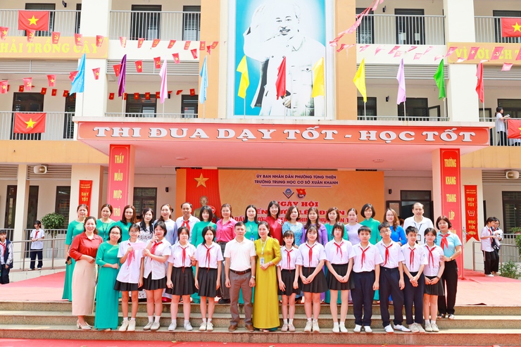 Trường THCS Xuân Khanh tổ chức " Ngày hội tiến bước lên Đoàn " Chào mừng kỷ niệm 95 năm Ngày thành lập Đoàn TNCS Hồ Chí Minh 

- Ảnh 14.
