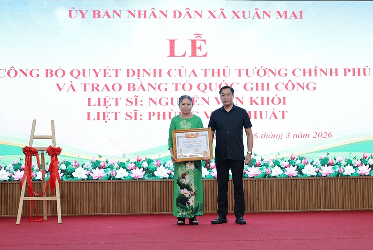 Xuân Mai: Trao Bằng “Tổ quốc ghi công” cho 2 liệt sĩ hy sinh trong kháng chiến chống Pháp- Ảnh 3.