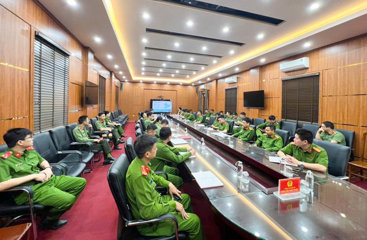 Hà Nội triển khai Chương trình hành động thực hiện Nghị quyết số 02 của Bộ Chính trị về "Xây dựng và phát triển Thủ đô Hà Nội trong kỷ nguyên mới"- Ảnh 7.