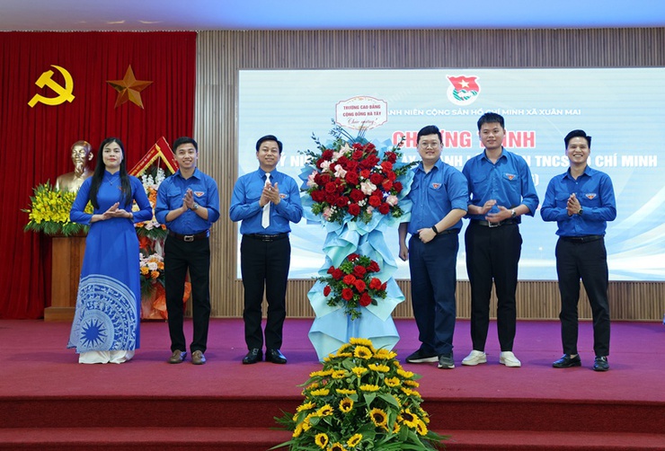 Đoàn xã Xuân Mai tổ chức chương trình kỷ niệm 95 năm truyền thống vẻ vang của Đoàn TNCS Hồ Chí Minh- Ảnh 4.