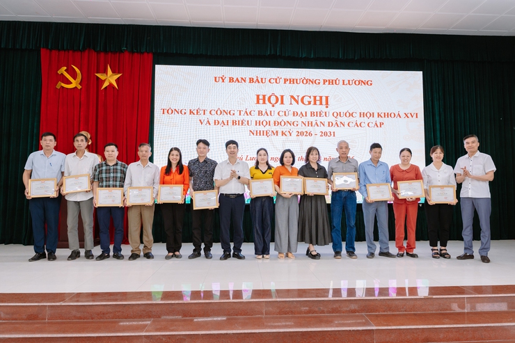 Phường Phú Lương tổ chức Hội nghị tổng kết công tác tổ chức cuộc bầu cử đại biểu Quốc hội khóa XVI và đại biểu HĐND các cấp, nhiệm kỳ 2026-2031- Ảnh 10.