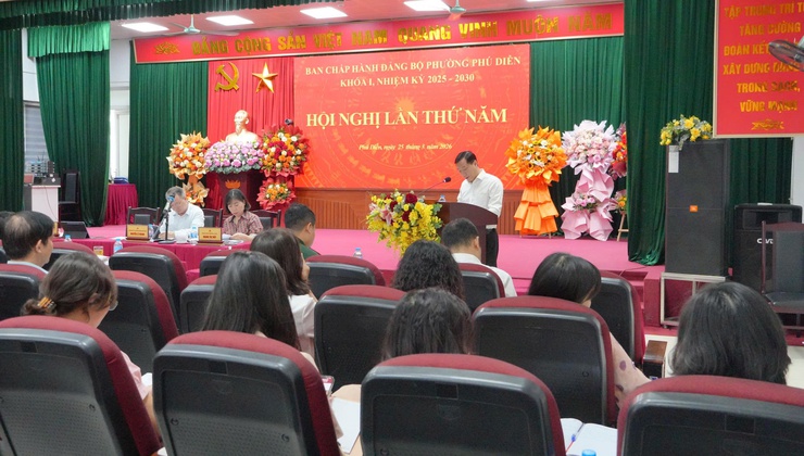 Ban Chấp hành Đảng bộ phường Phú Diễn tổ chức Hội nghị lần thứ 5 nhiệm kỳ 2025-2030
- Ảnh 5.