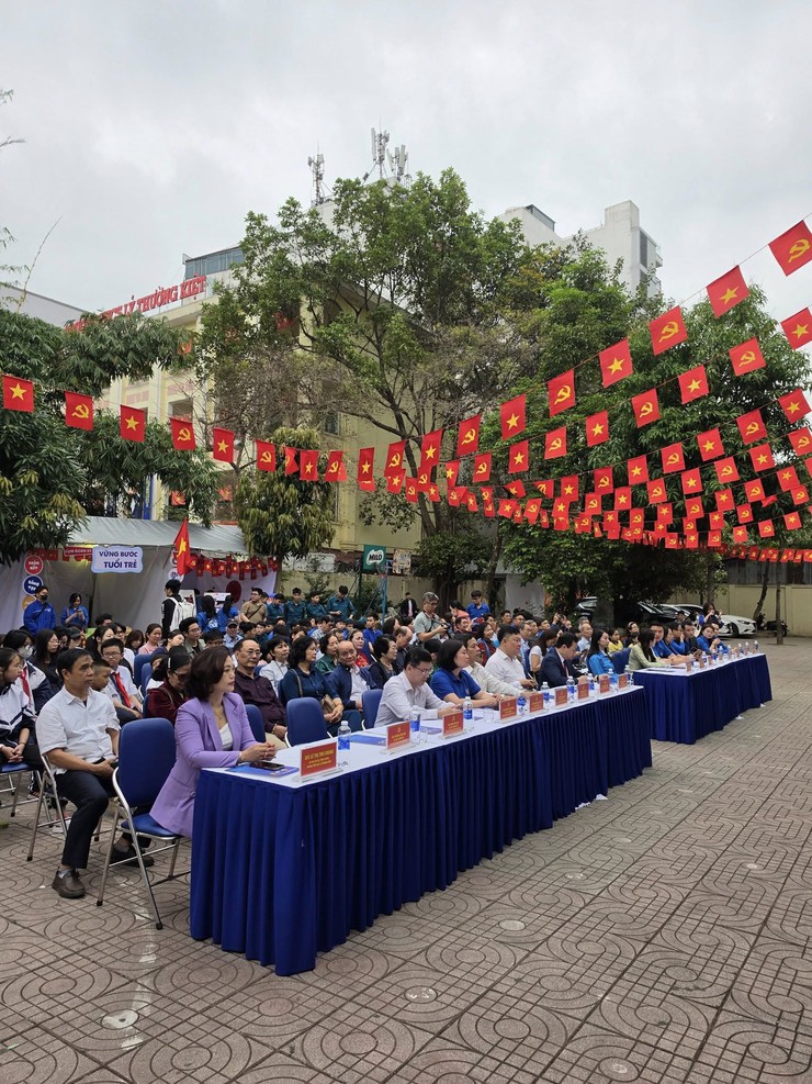 TUỔI TRẺ PHƯỜNG VĂN MIẾU - QUỐC TỬ GIÁM TỎA SÁNG TRONG NGÀY HỘI THANH NIÊN- Ảnh 10.