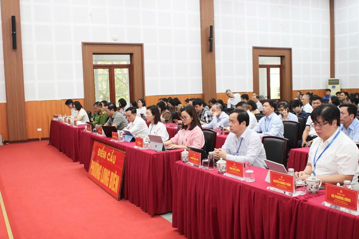 Quán triệt nghị quyết phát triển Thủ đô trong kỷ nguyên mới- Ảnh 1.