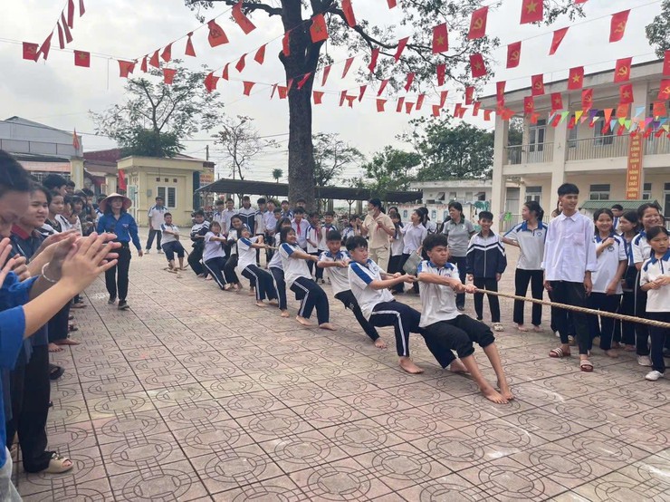 Chi đoàn trường THCS Mỹ Hưng kết nạp đoàn viên- Ảnh 3.