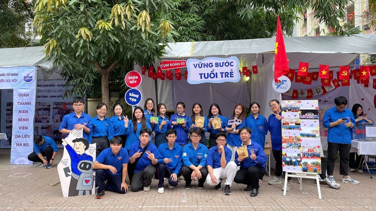 TUỔI TRẺ PHƯỜNG VĂN MIẾU - QUỐC TỬ GIÁM TỎA SÁNG TRONG NGÀY HỘI THANH NIÊN- Ảnh 3.