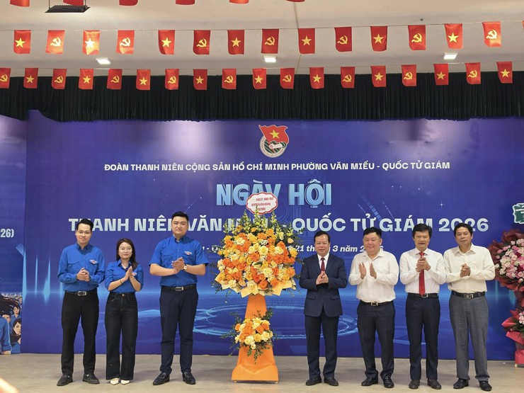 TUỔI TRẺ PHƯỜNG VĂN MIẾU - QUỐC TỬ GIÁM TỎA SÁNG TRONG NGÀY HỘI THANH NIÊN- Ảnh 1.