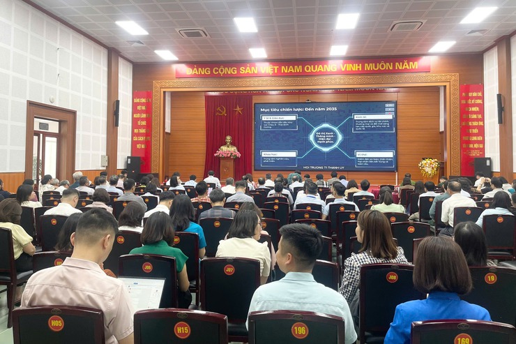 Quán triệt nghị quyết phát triển Thủ đô trong kỷ nguyên mới- Ảnh 3.