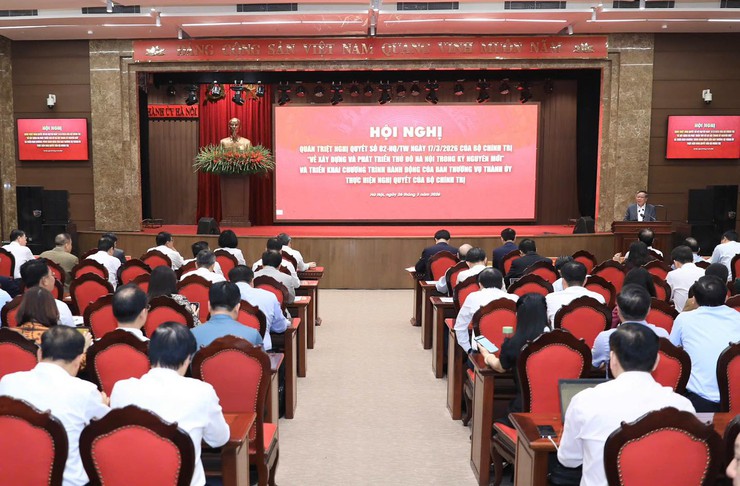 THANH OAI TIẾP SÓNG HỘI NGHỊ TRỰC TUYẾN QUÁN TRIỆT NGHỊ QUYẾT SỐ 02-NQ/TW CỦA BỘ CHÍNH TRỊ VỀ PHÁT TRIỂN THỦ ĐÔ TRONG KỶ NGUYÊN MỚI- Ảnh 1.