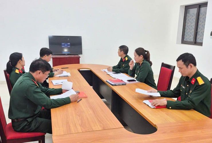 Hà Nội triển khai Chương trình hành động thực hiện Nghị quyết số 02 của Bộ Chính trị về "Xây dựng và phát triển Thủ đô Hà Nội trong kỷ nguyên mới"- Ảnh 9.