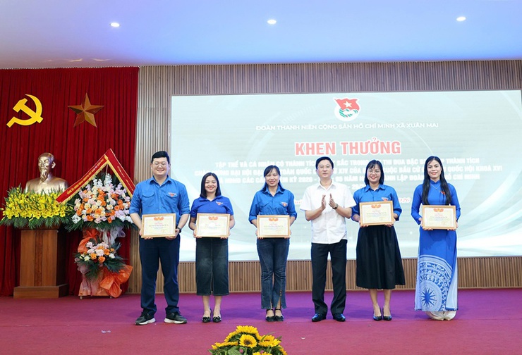 Đoàn xã Xuân Mai tổ chức chương trình kỷ niệm 95 năm truyền thống vẻ vang của Đoàn TNCS Hồ Chí Minh- Ảnh 6.