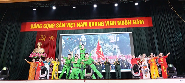 Liên hoan Nghệ thuật quần chúng các tổ dân phố trên địa bàn phường Bạch Mai năm 2026- Ảnh 4.