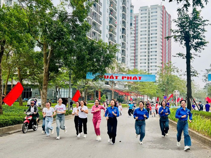 TRƯỜNG MẦM NON THỊNH LIỆT HƯỞNG ỨNG NGÀY CHẠY OLYMPIC VÌ SỨC KHỎE TOÀN DÂN NĂM 2026- Ảnh 2.