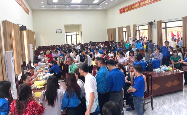 ỨNG HOÀ TIẾP NHẬN HƠN 300 ĐƠN VỊ MÁU TẠI “LỄ HỘI XUÂN HỒNG” ĐỢT 1 NĂM 2026.- Ảnh 9.