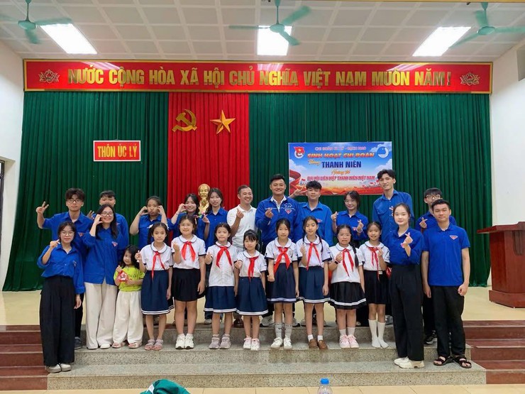 Liên chi đoàn thôn Úc Lý – Bạch Nao sôi nổi tổ chức sinh hoạt tháng Thanh niên- Ảnh 4.