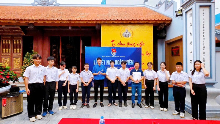 Đoàn phường Thanh Liệt: Kết nạp 95 đoàn viên mới- Ảnh 7.