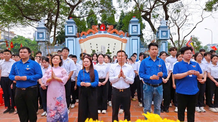 Đoàn phường Thanh Liệt: Kết nạp 95 đoàn viên mới- Ảnh 1.