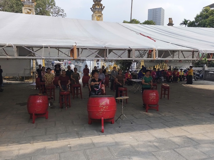 Rạng rỡ không khí chuẩn bị cho Lễ hội truyền thống Làng Hạ Yên Quyết- Ảnh 3.