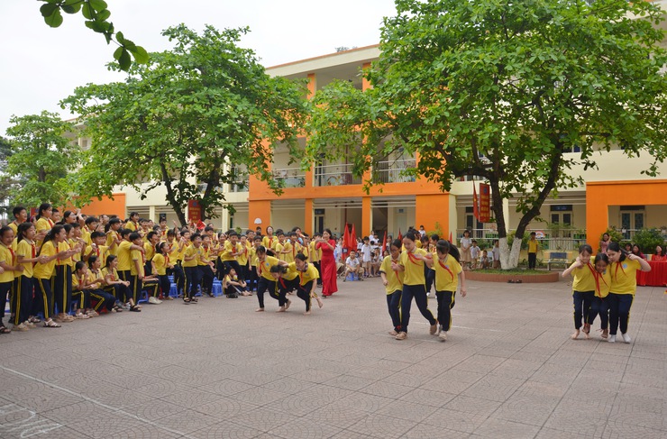 Trường Tiểu học Xuân Khanh tổ chức ngày hội Thiếu nhi vui khỏe – Cùng tiến bước lên Đoàn năm học 2025-2026- Ảnh 6.