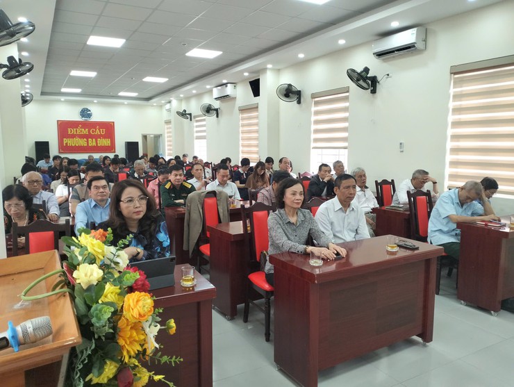 ĐẢNG BỘ PHƯỜNG BA ĐÌNH TRIỂN KHAI NGHỊ QUYẾT SỐ 02-NQ/TW VỀ PHÁT TRIỂN THỦ ĐÔ- Ảnh 1.