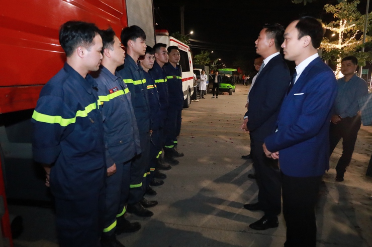 Pháo hoa đêm Giao thừa lần đầu tiên thắp sáng xã đảo duy nhất của Thủ đô.- Ảnh 15.