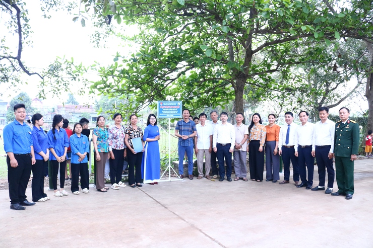 Tuổi trẻ xã Hòa Phú phát huy tinh thần xung kích, sáng tạo- Ảnh 5.