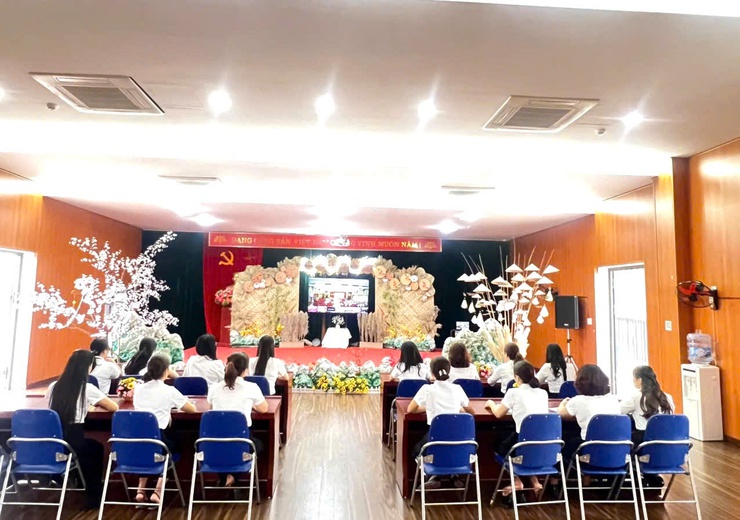 Đảng ủy phường Việt Hưng  tổ chức tiếp sóng Hội nghị trực tuyến quán triệt Nghị quyết số 02-NQ/TW.- Ảnh 8.