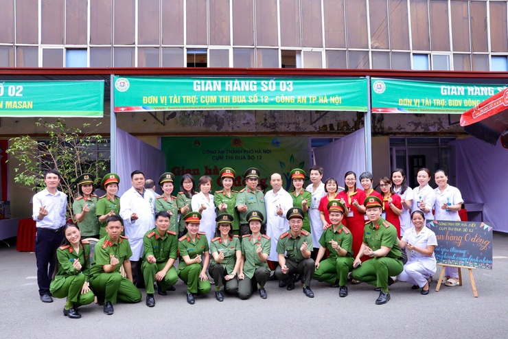 BỆNH VIỆN BẮC THĂNG LONG TỔ CHỨC “GIAN HÀNG 0 ĐỒNG” NHẰM CHIA SẺ YÊU THƯƠNG – ĐỒNG HÀNH CÙNG NGƯỜI BỆNH NHÂN KỶ NIỆM 10 NĂM NGÀY CÔNG TÁC XÃ HỘI VIỆT NAM- Ảnh 21.