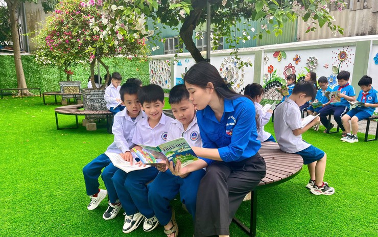 Bát Tràng: Khánh thành công trình thanh niên "Thư viện xanh" – lan tỏa văn hóa đọc trong học đường- Ảnh 6.