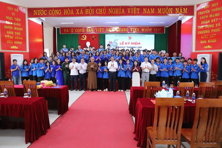 Tuổi trẻ xã Thượng Phúc tự hào tiếp bước 95 năm truyền thống vẻ vang của Đoàn Thanh niên Cộng sản Hồ Chí Minh- Ảnh 1.