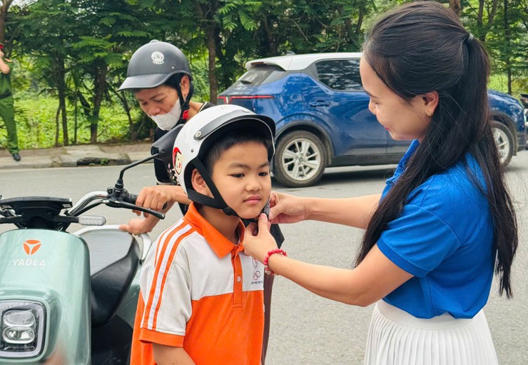 Trường Tiểu học Đa Tốn sôi nổi chuỗi hoạt động chào mừng 95 năm Ngày thành lập Đoàn TNCS Hồ Chí Minh- Ảnh 6.