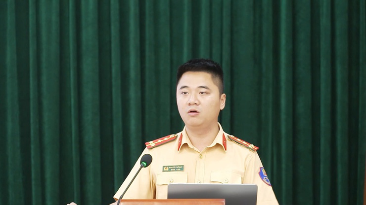 CÔNG AN XÃ THƯ LÂM TỔ CHỨC LỄ KHAI GIẢNG LỚP TẬP HUẤN KỸ NĂNG BẢO ĐẢM TTATGT ĐỐI VỚI LỰC LƯỢNG THAM GIA BẢO VỆ AN NINH, TRẬT TỰ Ở CƠ SỞ- Ảnh 12.