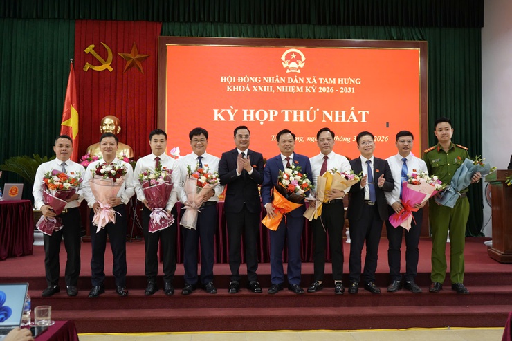 Kỳ họp thứ nhất HĐND xã Tam Hưng khóa XXIII: Mở đầu nhiệm kỳ mới với nhiều kỳ vọng- Ảnh 7.