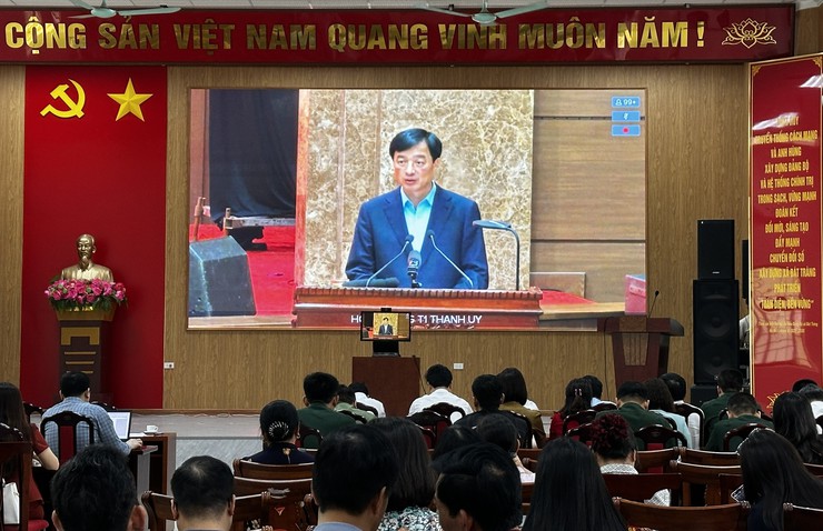 Quán triệt Nghị quyết số 02 của Bộ Chính trị về "Xây dựng và phát triển Thủ đô Hà Nội trong kỷ nguyên mới"- Ảnh 7.