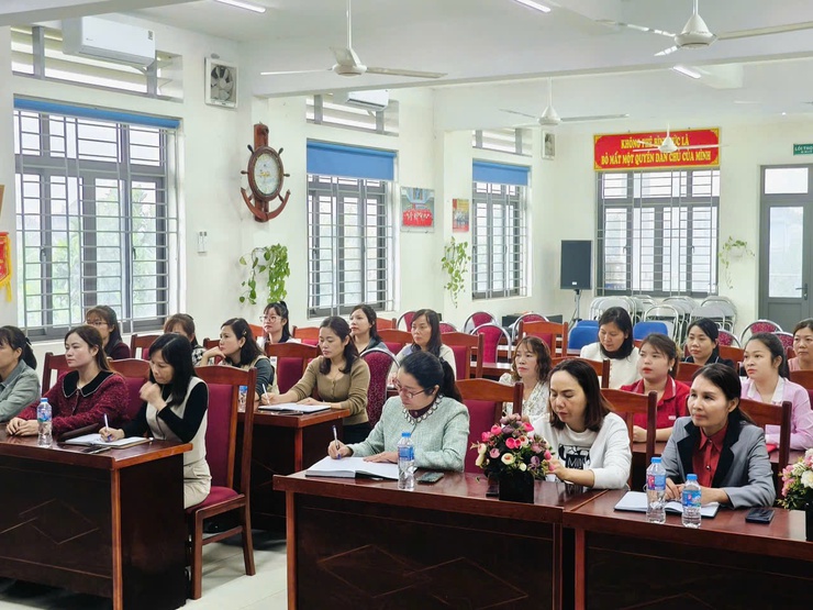  XÃ DÂN HOÀ NGHIÊM TÚC TỔ CHỨC QUÁN TRIỆT NGHỊ QUYẾT SỐ 02-NQ/TW – ĐỊNH HÌNH TẦM NHÌN PHÁT TRIỂN THỦ ĐÔ HÀ NỘI TRONG KỶ NGUYÊN MỚI - Ảnh 5.