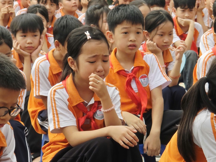 Trường Tiểu học Trung Hòa tổ chức ngoại khóa “ Giá trị tình yêu thương và lòng biết ơn – Cha mẹ, Thầy cô đồng hành cùng con”- Ảnh 8.