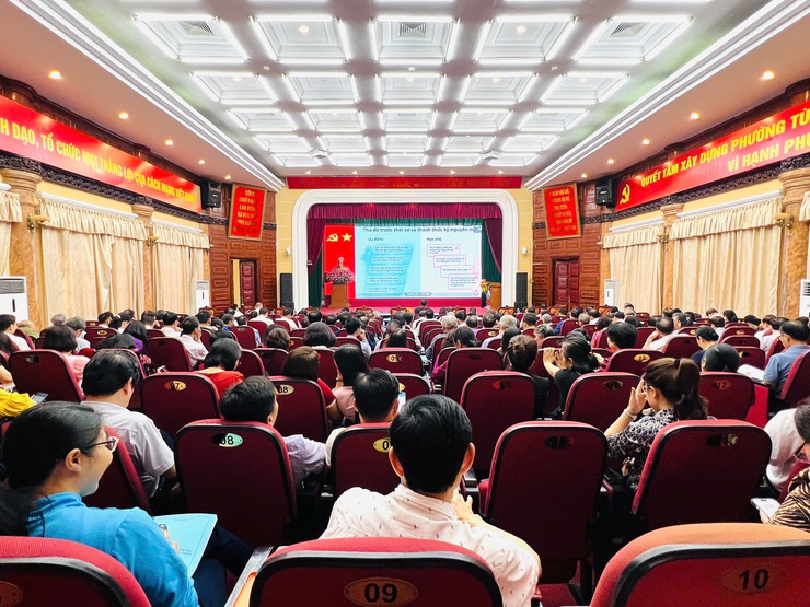 Phường Từ Liêm tham dự hội nghị quán triệt Nghị quyết số 02-NQ/TW của Bộ Chính trị về phát triển Thủ đô trong kỷ nguyên mới- Ảnh 5.