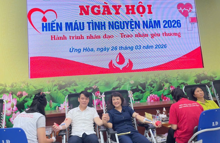 ỨNG HOÀ TIẾP NHẬN HƠN 300 ĐƠN VỊ MÁU TẠI “LỄ HỘI XUÂN HỒNG” ĐỢT 1 NĂM 2026.- Ảnh 4.