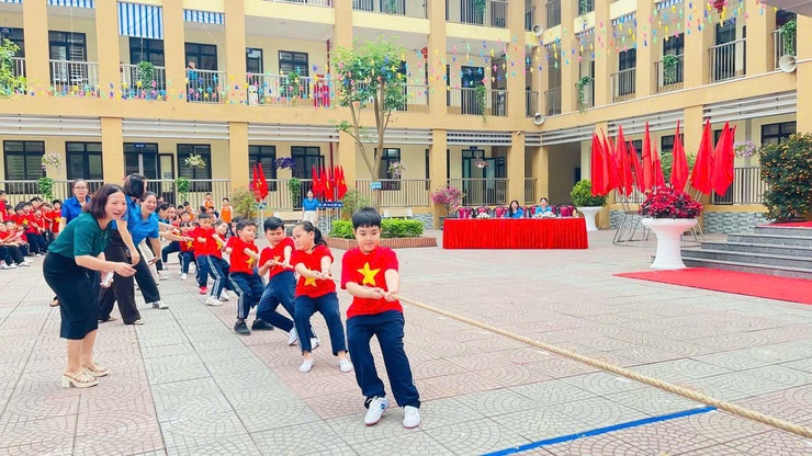 Ngày hội “Thiếu nhi vui khỏe - Tiến bước lên đoàn” tại trường tiểu học Ngọc Hòa- Ảnh 3.